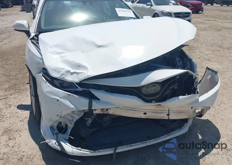 2018 Toyota Camry Le from USA, damaged, VIN 4T1B11HK0JU023012